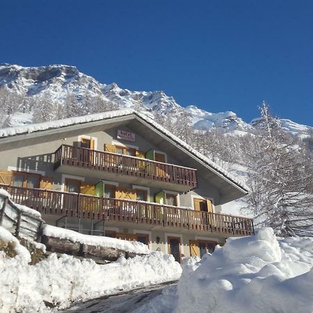 Maison Des Myrtilles Hotel Valgrisenche Exterior photo